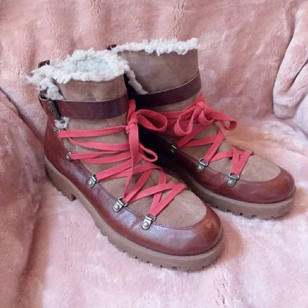 Nine west boots in  Great used condition